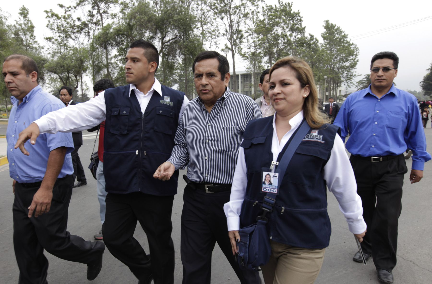 LIMA,PERÚ-NOVIEMBRE 24.Marco Tulio Gutiérrez, uno de los promotores del proceso de revocatoria municipal, sufragó en la Universidad Agraria en la Molina. Foto:ANDINA/archivo.