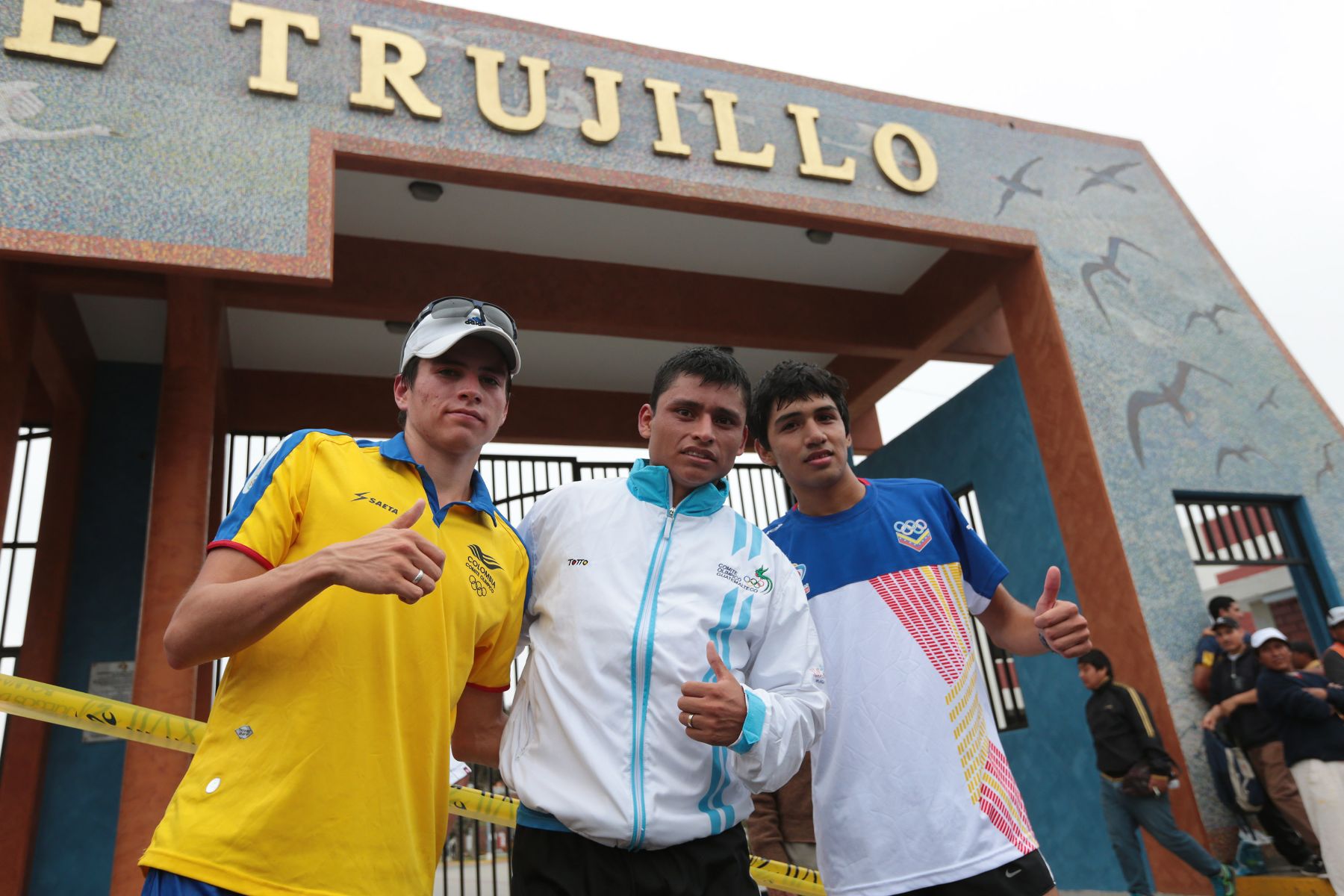 TRUJILLO, PERÚ - NOVIEMBRE 27. Atleta Guatemalteco,Erick Barrondo ganador de la medalla de oro de la competencia de marcha atlética por los XVII Juegos Deportivos Bolivarianos. Foto: ANDINA/Jack Ramón