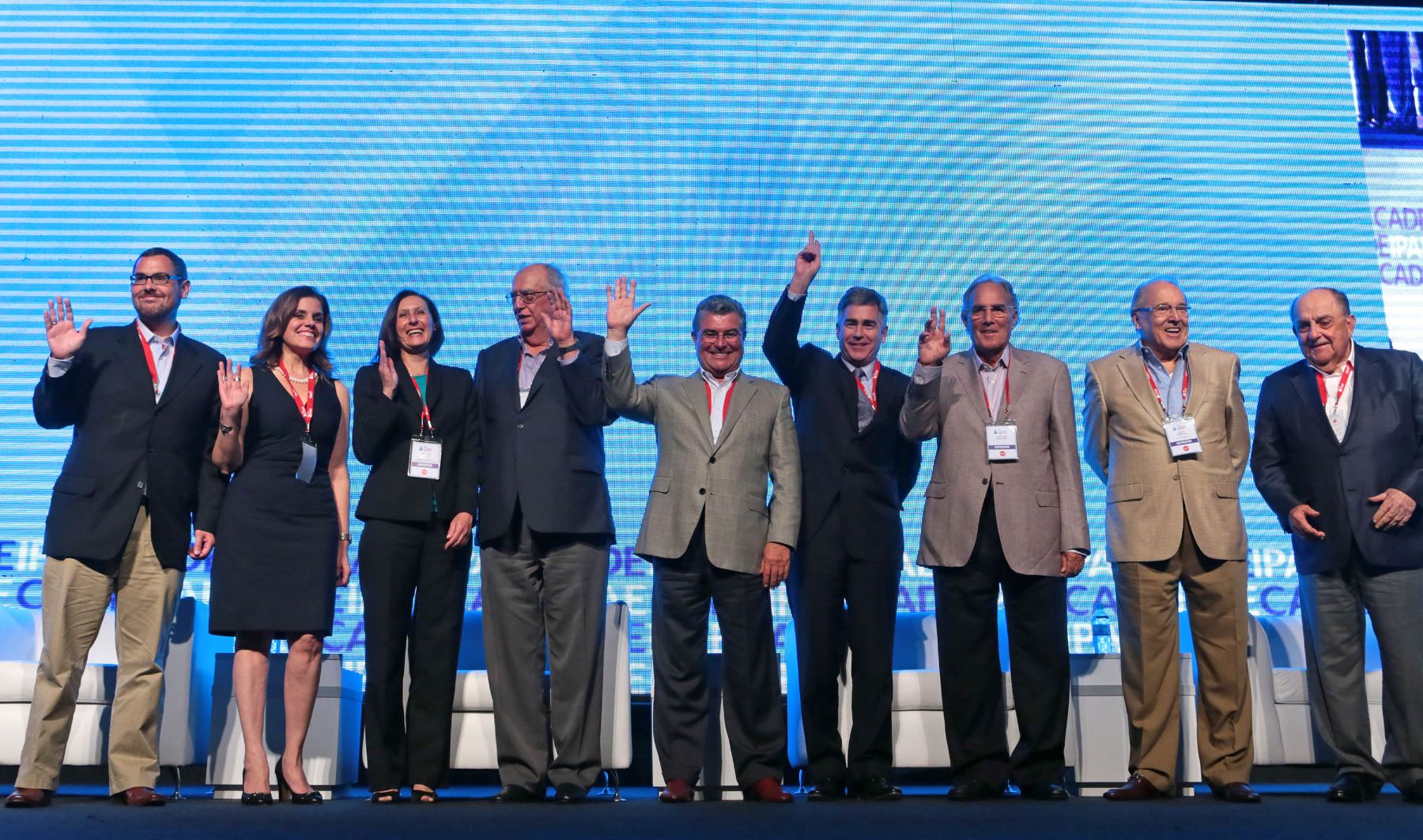 PARACAS,PERÚ,NOVIEMBRE 27. Ricardo Briceño, presidente del CADE 2013, acompañado de diversas autoridades,inaugura la 51 edición de CADE Ejecutivos - CADE 2013 en Paracas, Pisco, cuyo lema es "Renovando el Espíritu de Paracas".Foto: ANDINA/Carlos Lezama