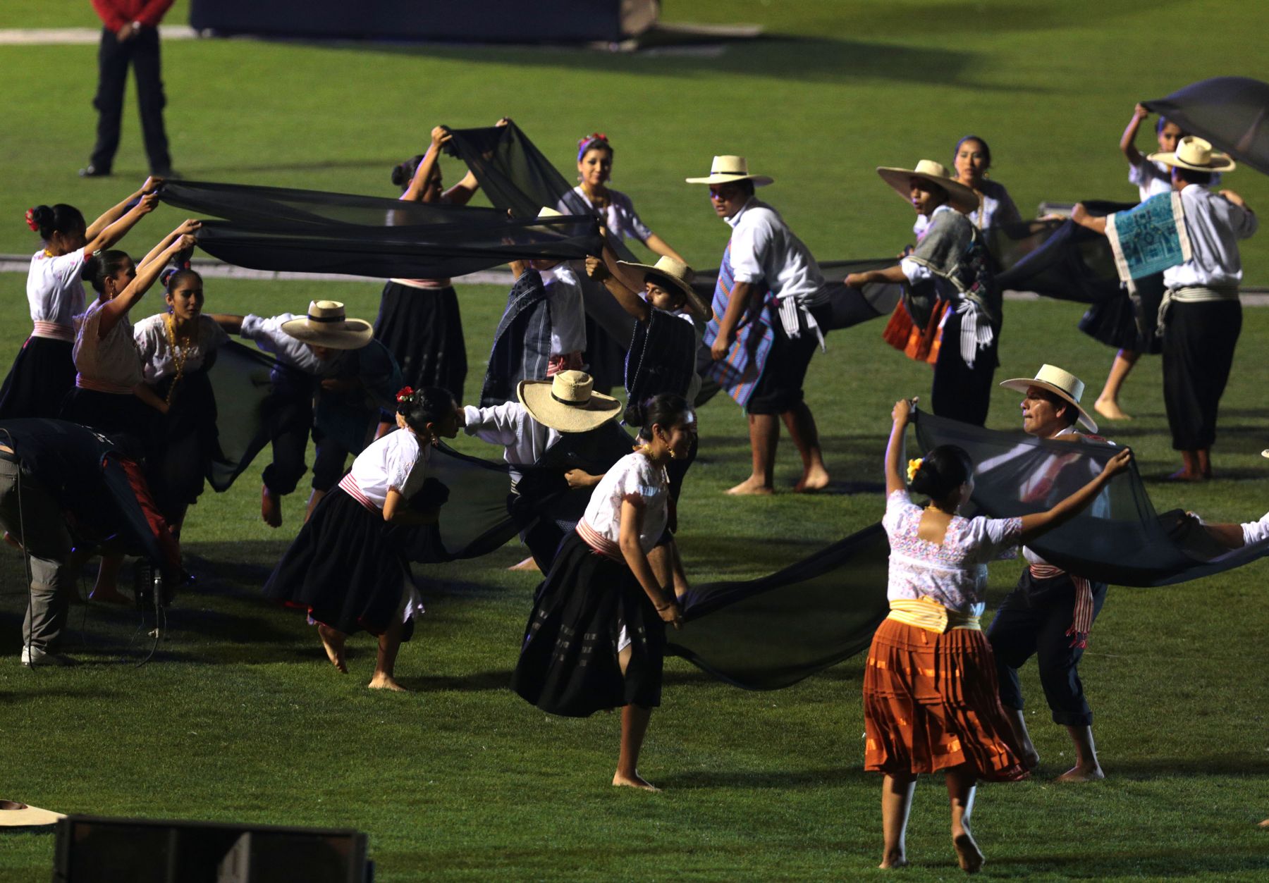 TRUJILLO,PERÚ-NOVIEMBRE 30.Clausura de los XVII Juegos Bolivarianos.Foto: ANDINA/Jack Ramón