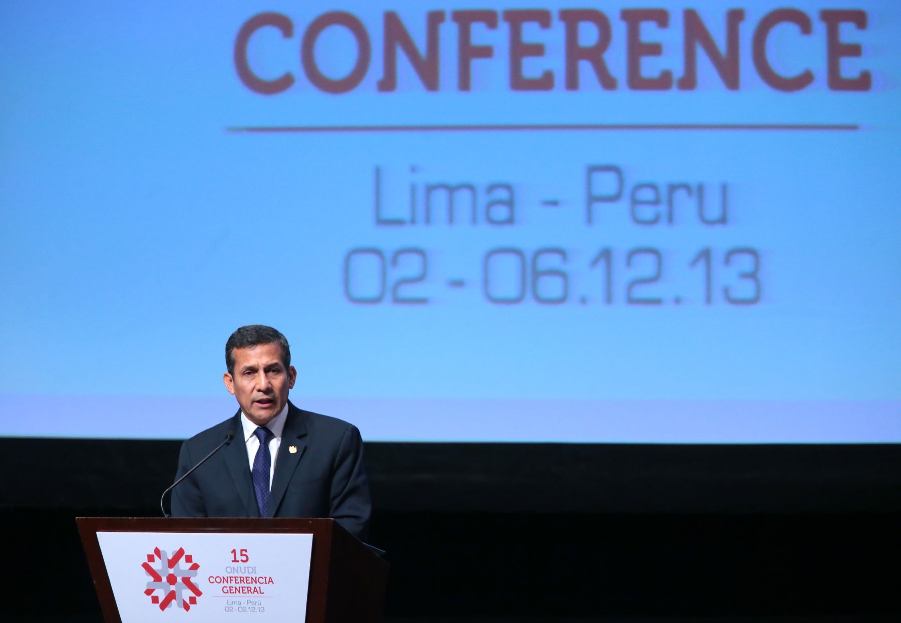 LIMA, DICIEMBRE 02.El Presidente Ollanta Humala Tasso, durante su participación en la XV Periodo de Sesiones de la Conferencia General de la Organización de las Naciones Unidas para el Desarrollo Industrial (Onudi).Foto:ANDINA/Carlos Lezama