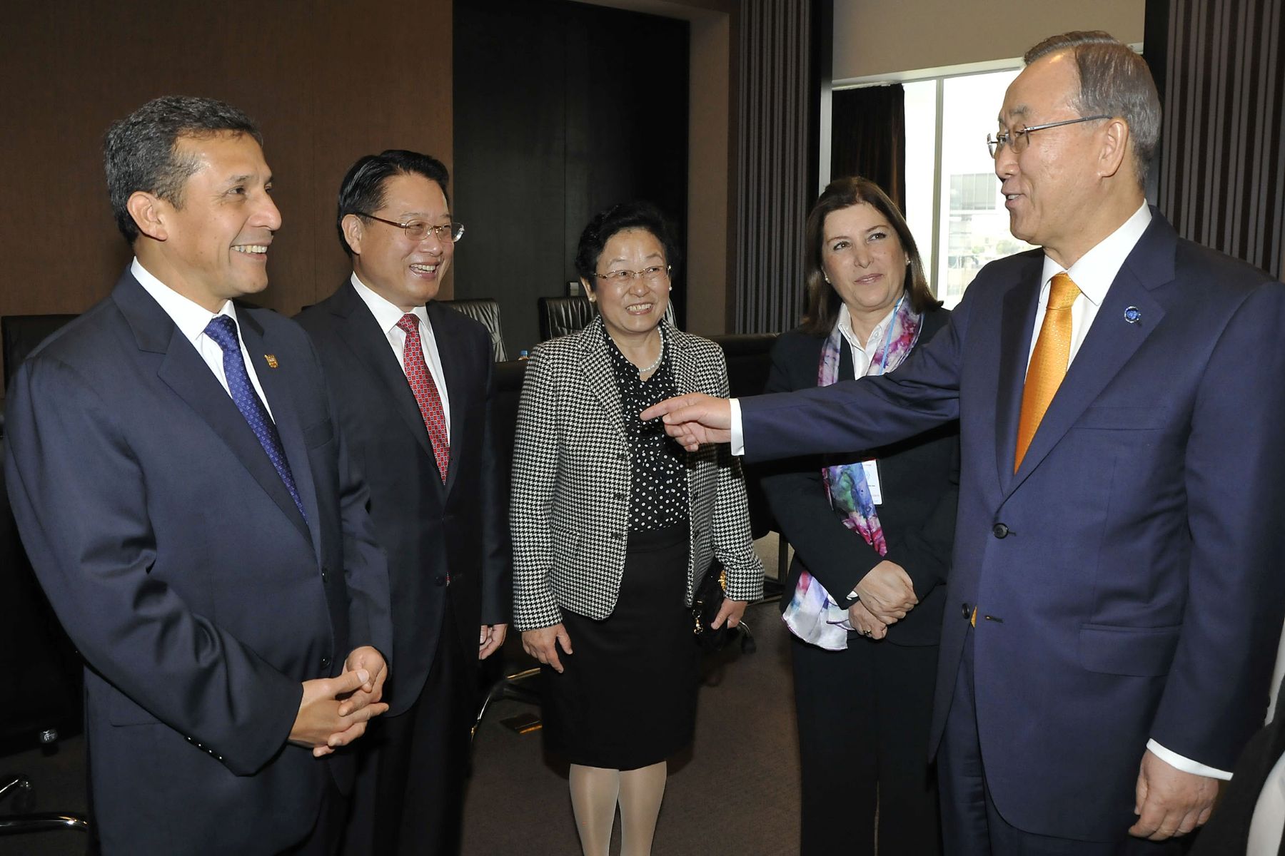SAN ISIDRO. 2 DE DICIEMBRE. XV Conferencia General de ONUDI en Lima: presidente Ollanta Humala sostuvo encuentro con el Secretario General de la ONU, Ban Ki-moon, y el Director de ONUDI, Li Yong. Foto: ANDINA/Prensa Presidencia