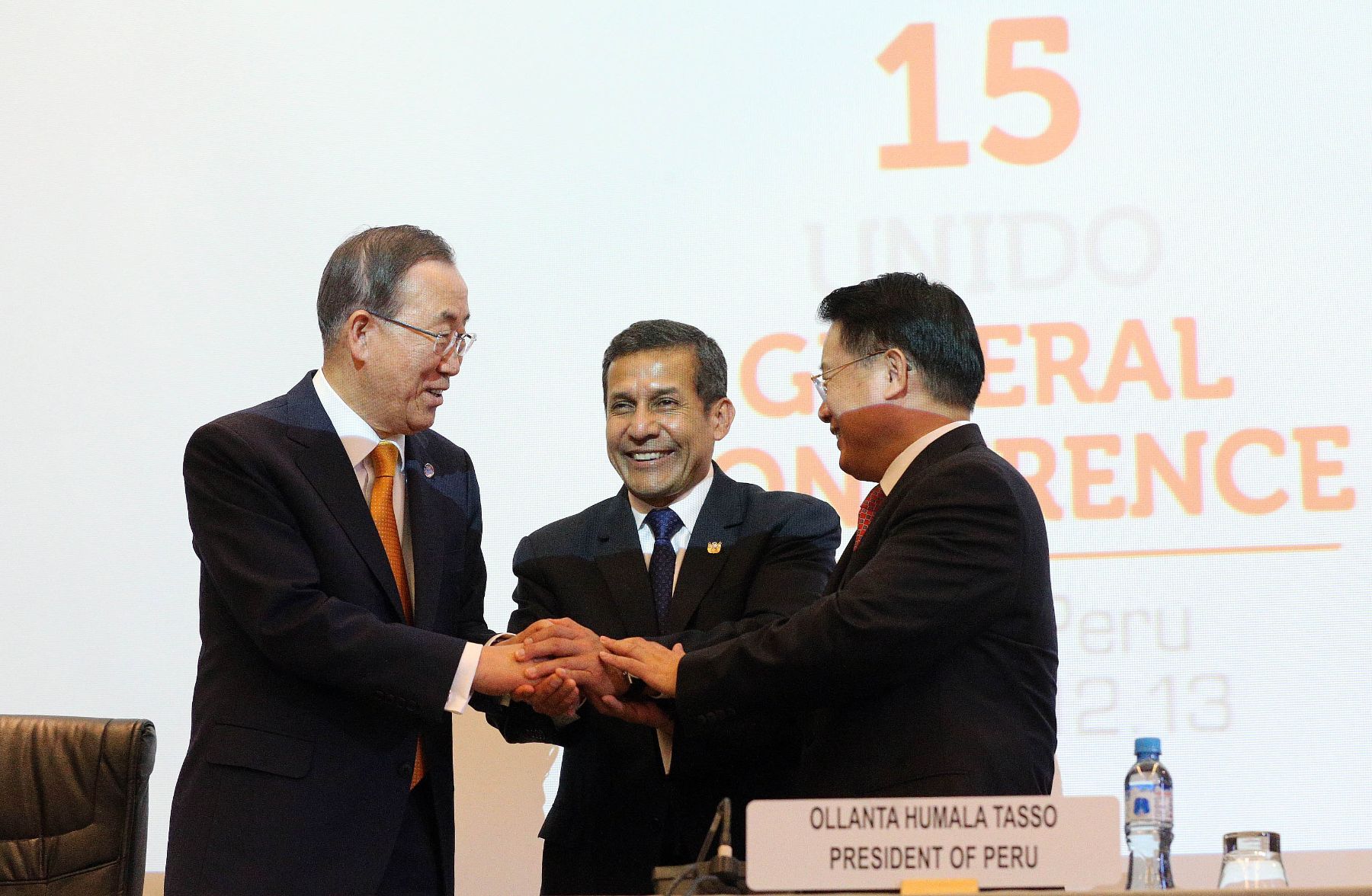 SAN ISIDRO,PERU DICIEMBRE 02. Conferencia de Prensa ofrecieron el presidente Ollanta Humala, el Secretario General de la ONU y el Director General de ONUDI.
Foto: ANDINA/Prensa Presidencia