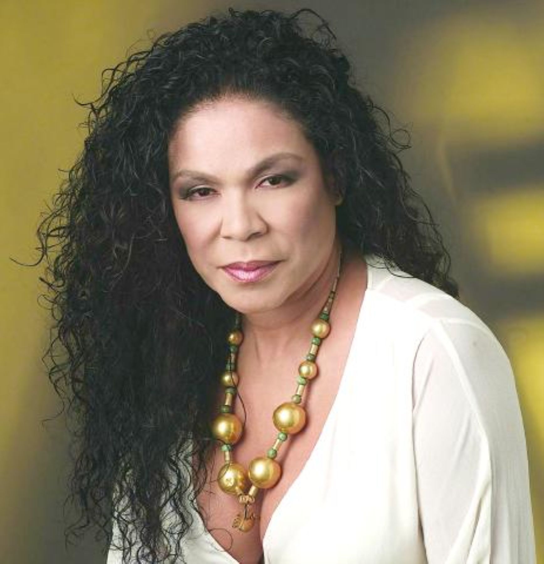 Eva Ayllón "Voy a convertirme en empresaria; no toda la vida voy a