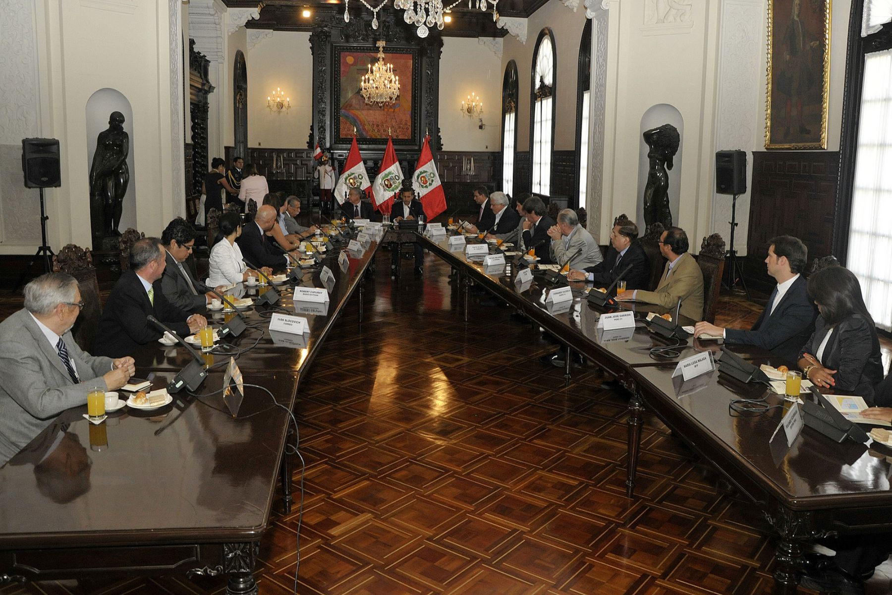 LIMA, PERÚ - ENERO 13.Presidente Ollanta Humala se reúne con directores de medios de comunicación por el fallo de La Haya en Palacio de GobiernoFoto: ANDINA/Prensa Presidencia