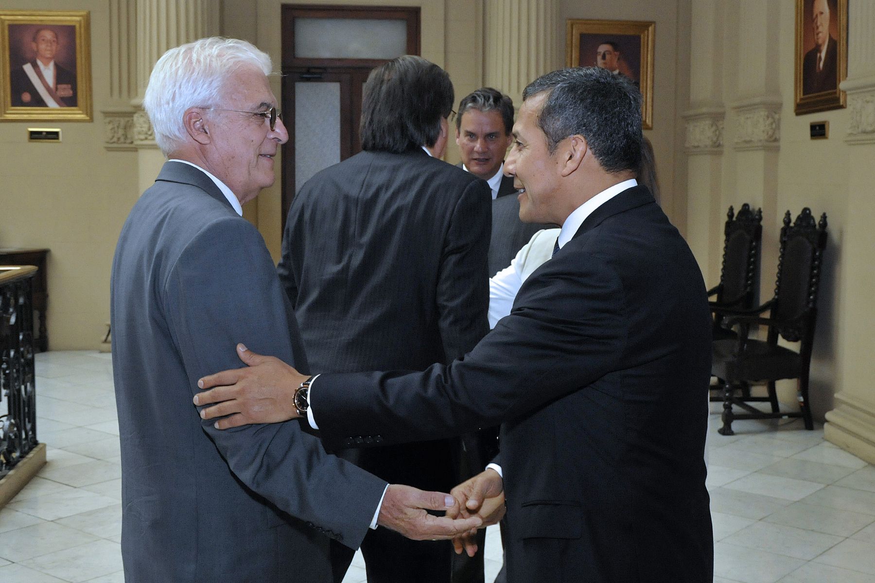 LIMA, PERÚ - ENERO 17. Jefe de Estado sostiene reunión con líderes políticos para informarles sobre la agenda de trabajo del Poder Ejecutivo frente al próximo fallo de la Corte de La Haya.

Foto: Presidencia.