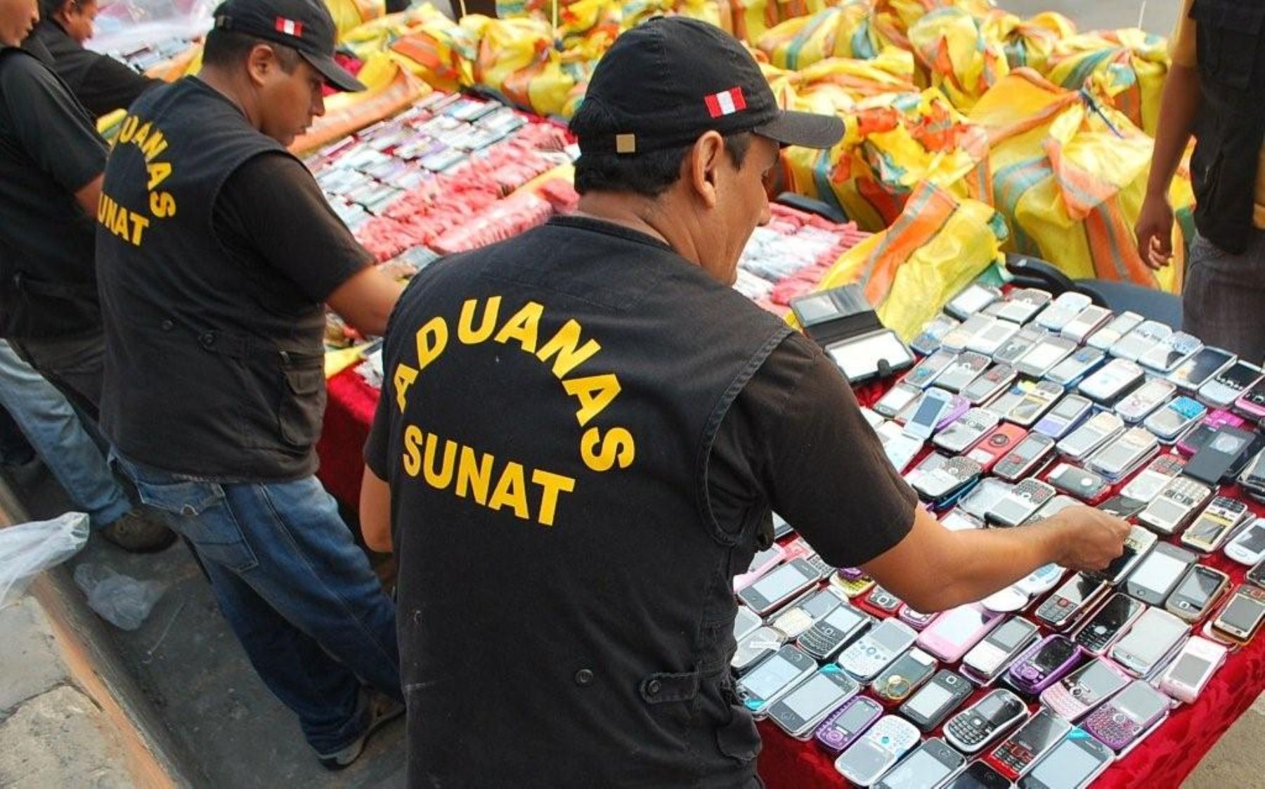 Contrabando y piratería incautados sumaron cerca de S/. 1,200 millones ...