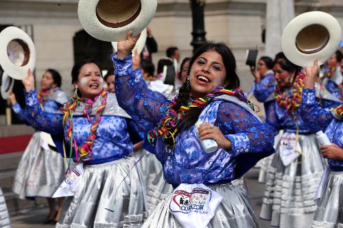 El Carnaval Ayacuchano es uno de los 20 carnavales declarados Patrimonio Cultural de la Nación y el primero en recibir dicho reconocimiento del Estado peruano en el año 2003. ANDINA/Archivo