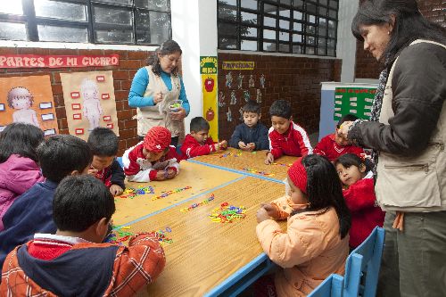 Buscan recolectar dinero para atender a niños con problemas de aprendizaje en zonas marginales