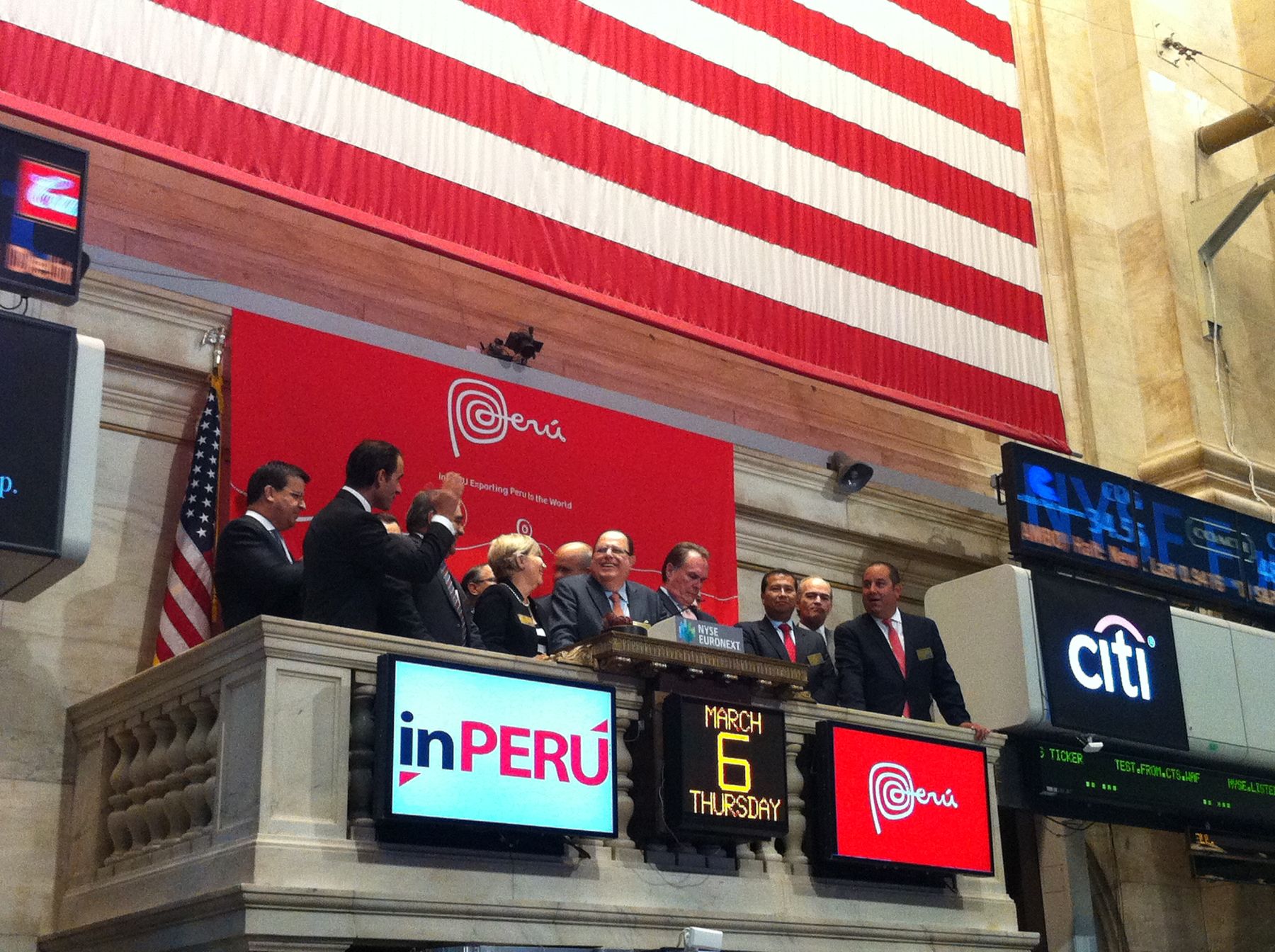Perú inició Road Show New York 2014 con tradicional campanazo en Wall