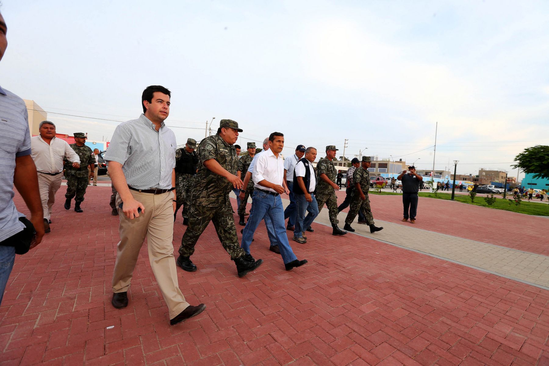 En Pisco el presidente Ollanta Humala inspeccionó esta tarde obras en el Parque Conmemorativo de la Independencia del Perú e inauguró la Alameda del Litoral de Pisco Playa. ANDINA/Prensa Presidencia