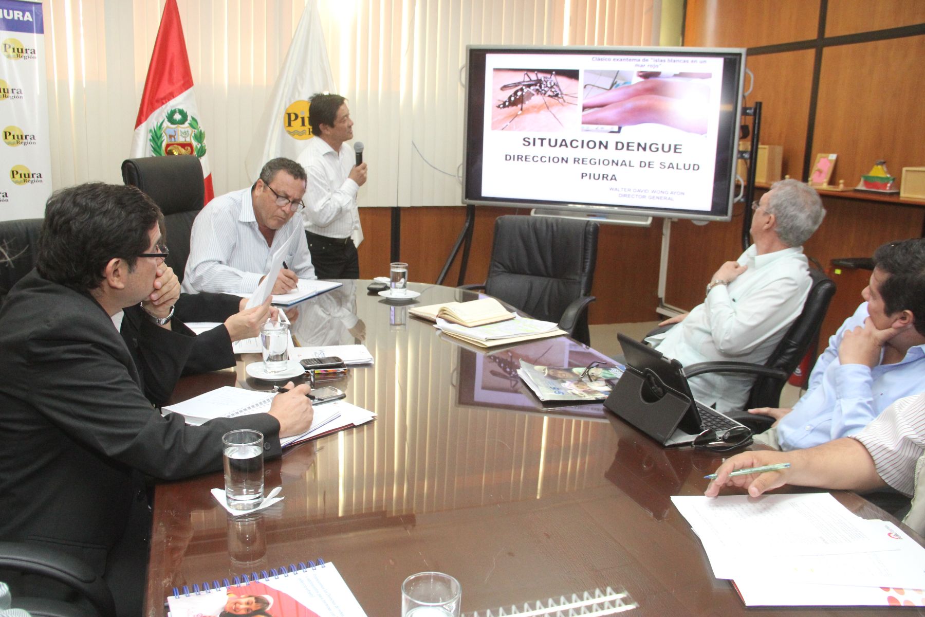 Minsa capacita en Piura para enfrentar dengue, anemia y desnutrición.