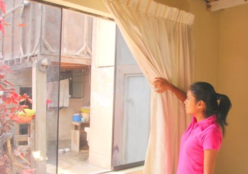 Recomiendan ventilación de ambientes de la casa para evitar contagio de enfermedades respiratorias. Foto: Andina