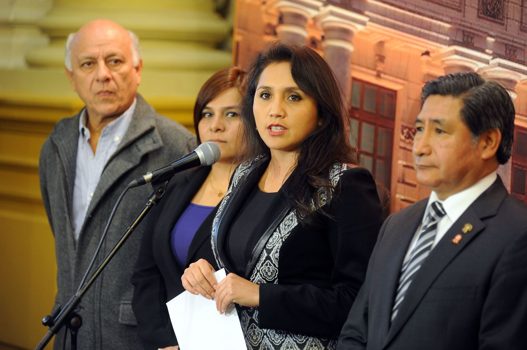 Ana María Solórzano lidera lista de bancada Nacionalista Gana Perú a la Mesa Directiva.