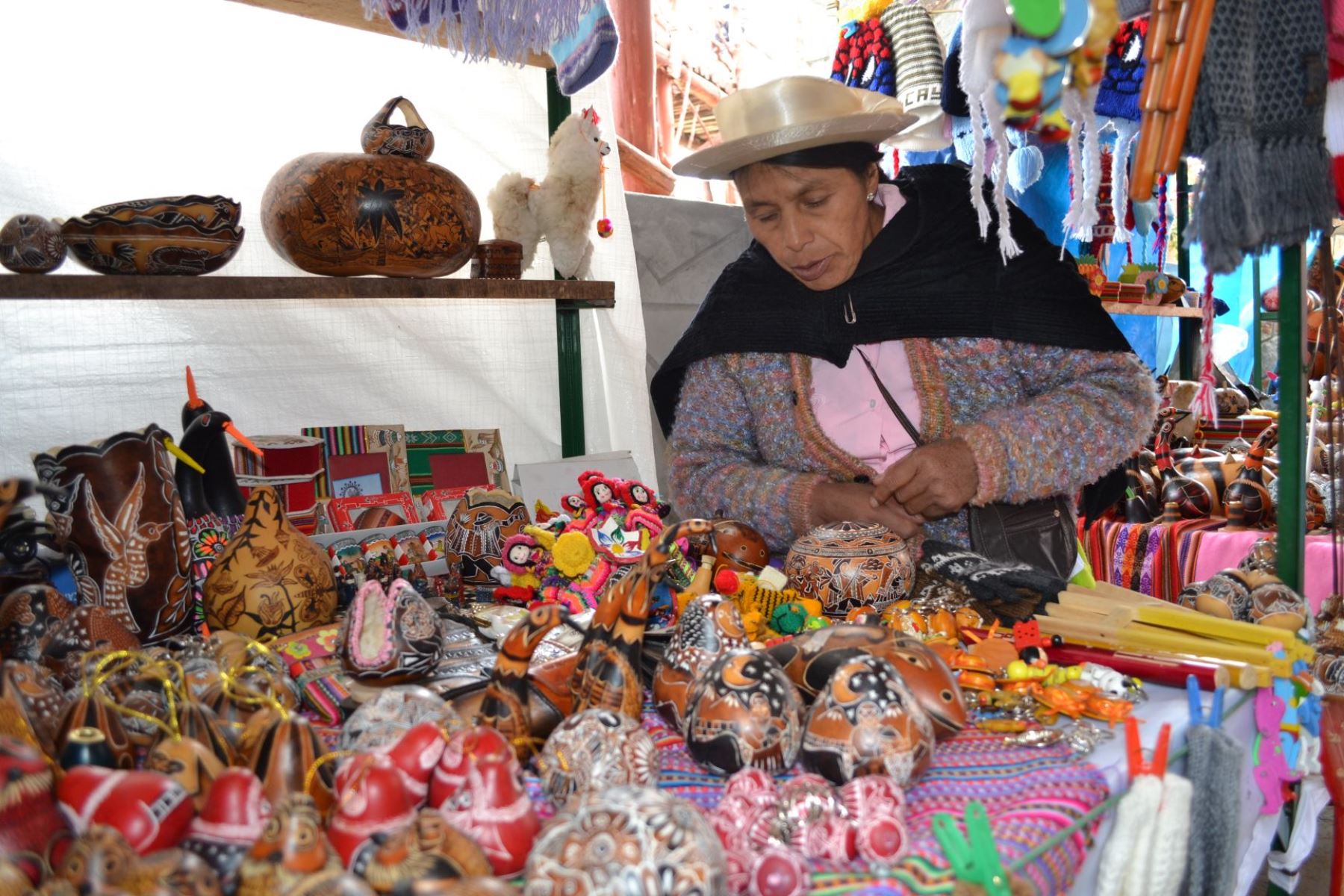 Junín promociona trabajos de artesanos con circuitos "Maravillas y Tradiciones".