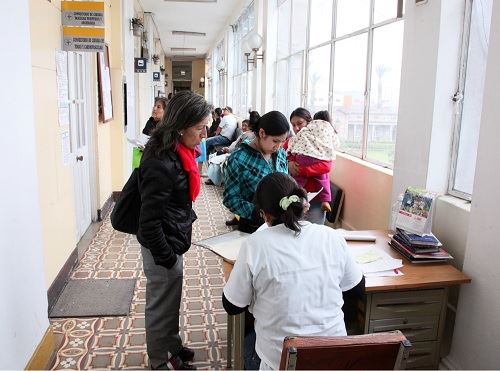 Establecimientos de salud atenderán con normalidad hoy miércoles 19 de julio.