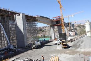 Monumental puente Chilina en Arequipa será entregado el 23 de noviembre. Foto: ANDINA/Difusión.