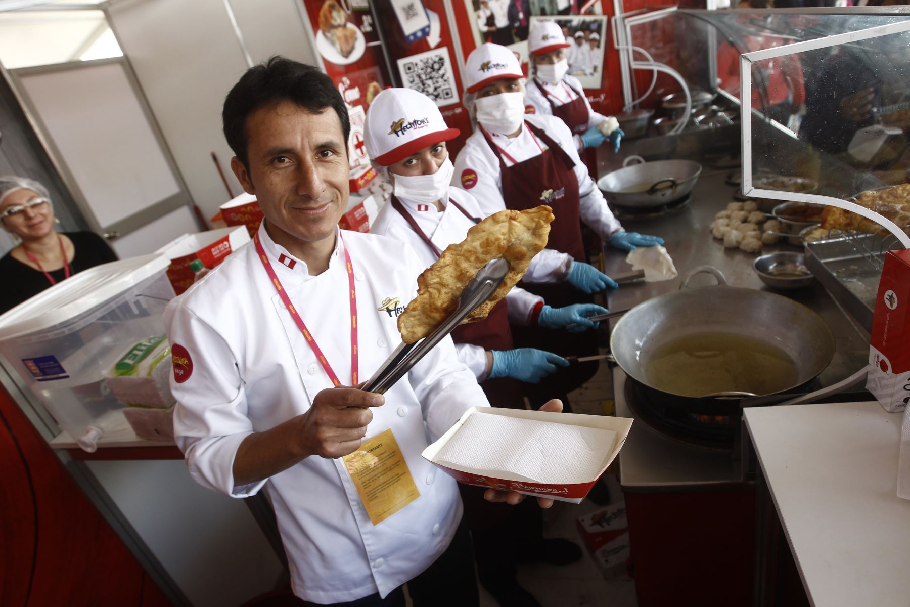 LIMA, PERÚ - SETIEMBRE 07. Cachangas de la Feria Gastronómica Mistura 2014.

Foto: ANDINA/Juan Carlos Guzmán Negrini.