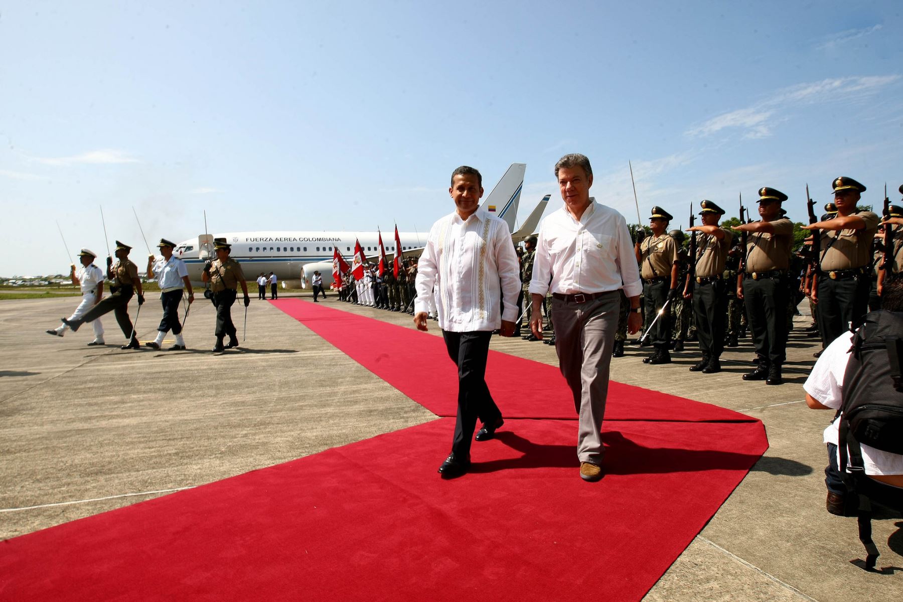 IQUITOS,PERÚ-SETIEMBRE 30. Presidente Humala recibe a su homólogo Juan Manuel Santos en Iquitos para encabezar Encuentro Presidencial y I Gabinete Binacional Perú-Colombia.Foto: ANDINA/Prensa Presidencia