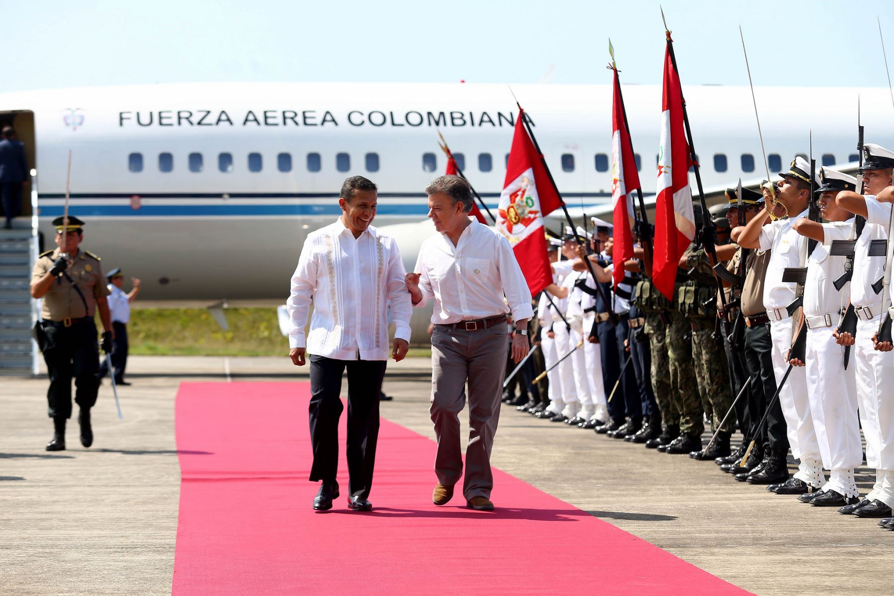 IQUITOS,PERÚ-SETIEMBRE 30. Presidente Humala recibe a su homólogo Juan Manuel Santos en Iquitos para encabezar Encuentro Presidencial y I Gabinete Binacional Perú-Colombia.Foto: ANDINA/Prensa Presidencia