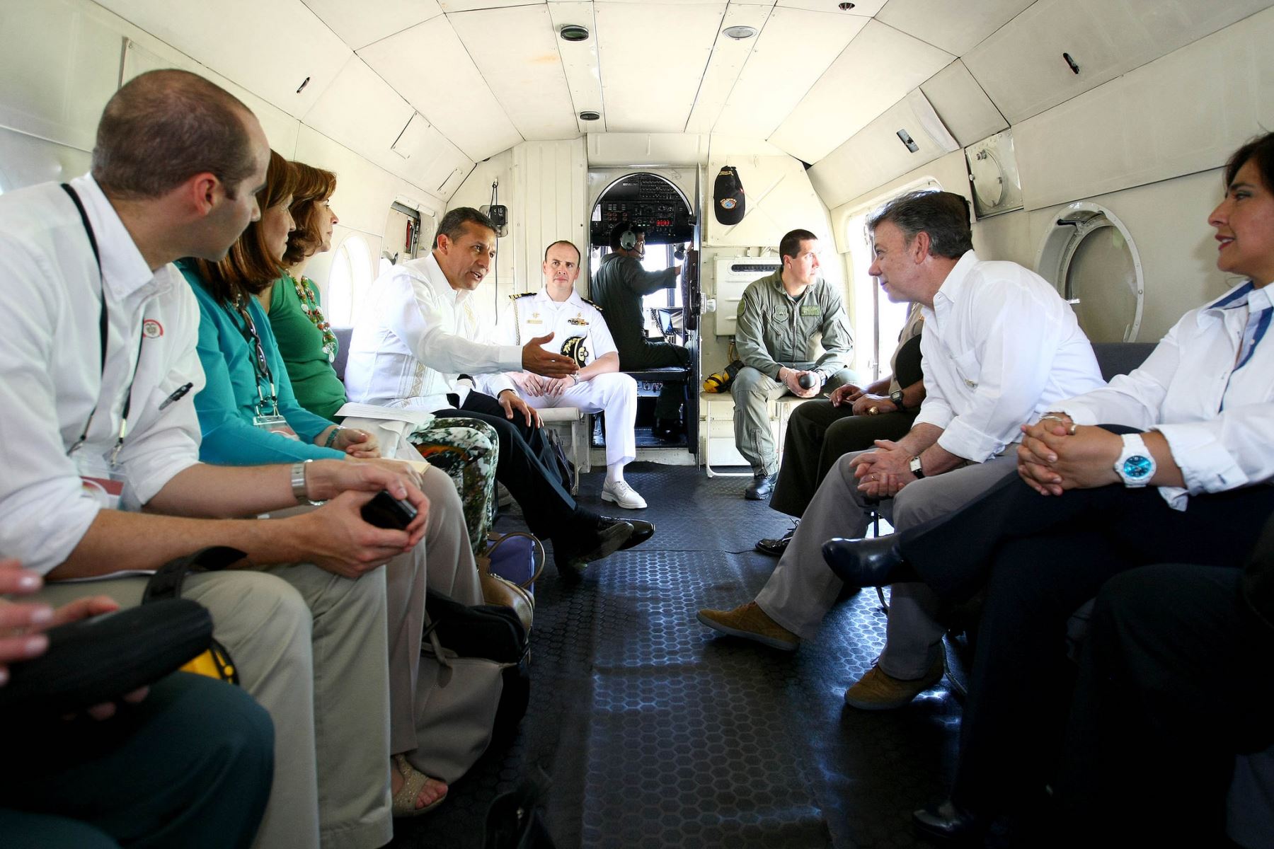 IQUITOS,PERÚ-SETIEMBRE 30. Presidente Humala recibe a su homólogo Juan Manuel Santos en Iquitos para encabezar Encuentro Presidencial y I Gabinete Binacional Perú-Colombia.Foto: ANDINA/Prensa Presidencia