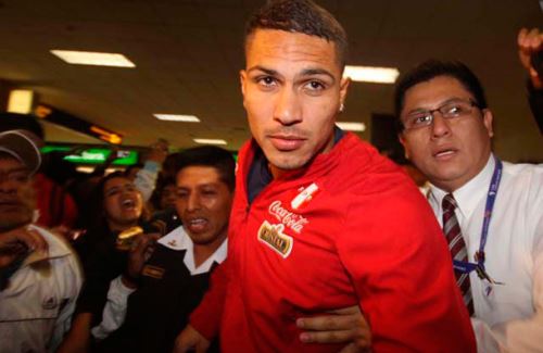 Paolo Guerrero podría ser capitán de nuestra selección
