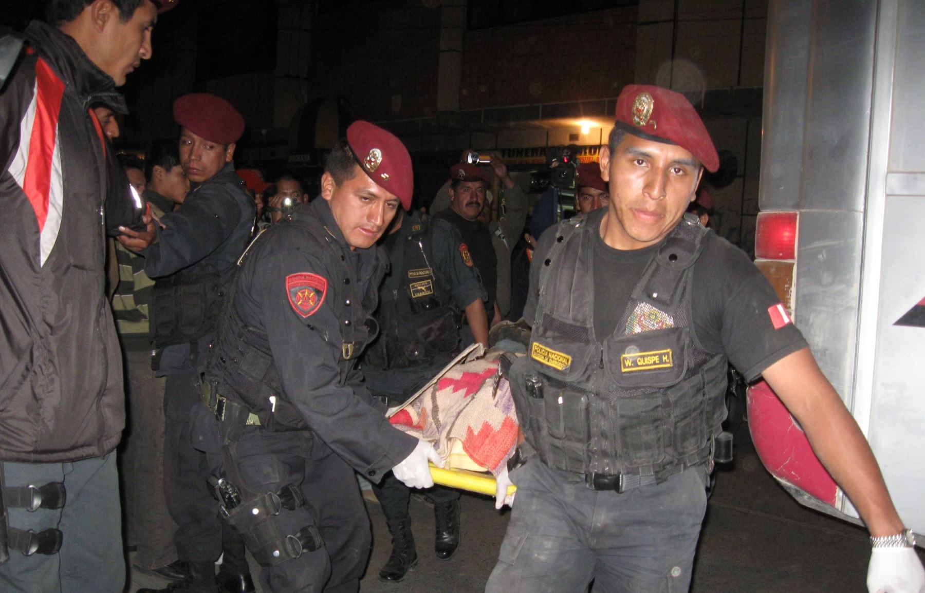 Huancayo autómovil se estrella contra camión y fallecen tres personas