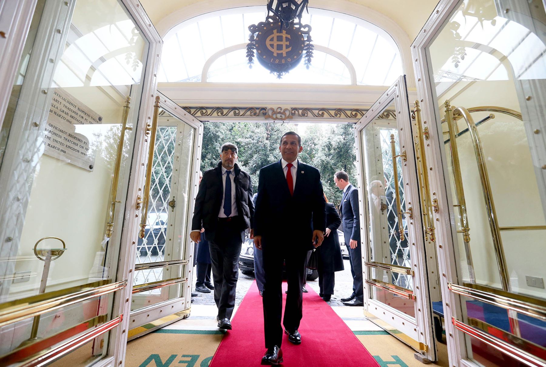 ROMA, ITALIA - NOVIEMBRE 13. Llegada del Presidente Ollanta Humala Tasso a Roma para sostener audiencia con el Papa Francisco en El Vaticano

Foto:  Presidencia