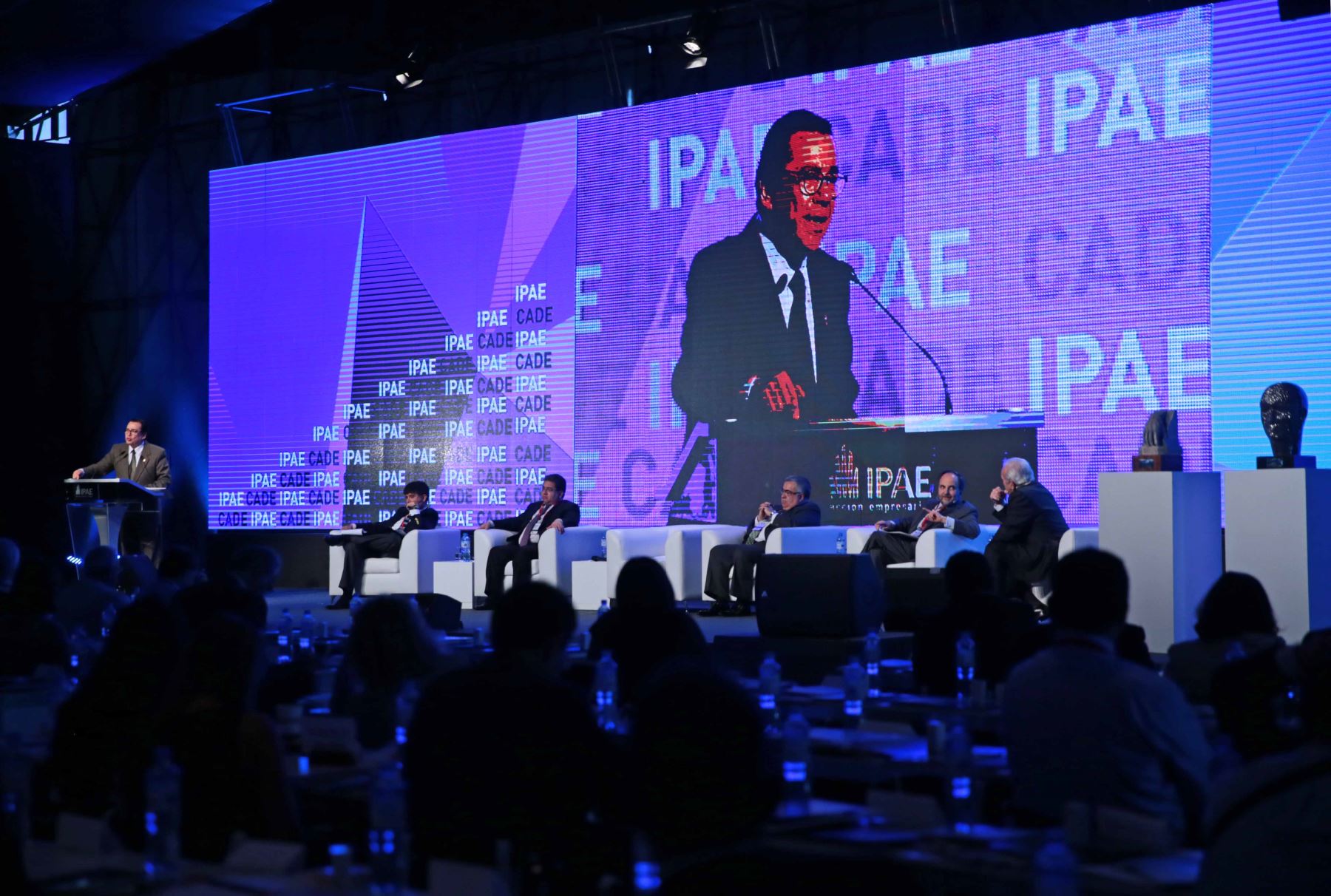 PARACAS, PERÚ-NOVIEMBRE 13.Enrique Mendoza, Presidente del poder judicial en CADE Ejecutivos 2,014.Foto: ANDINA/Carlos Lezama