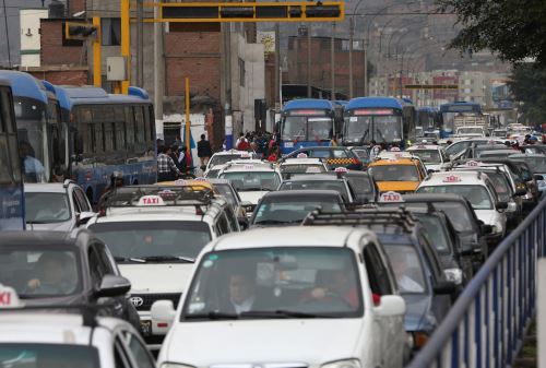 Foto: ANDINA/Oscar Farje El MTC informó cuáles son los requisitos para obtener licencias de conducir.
