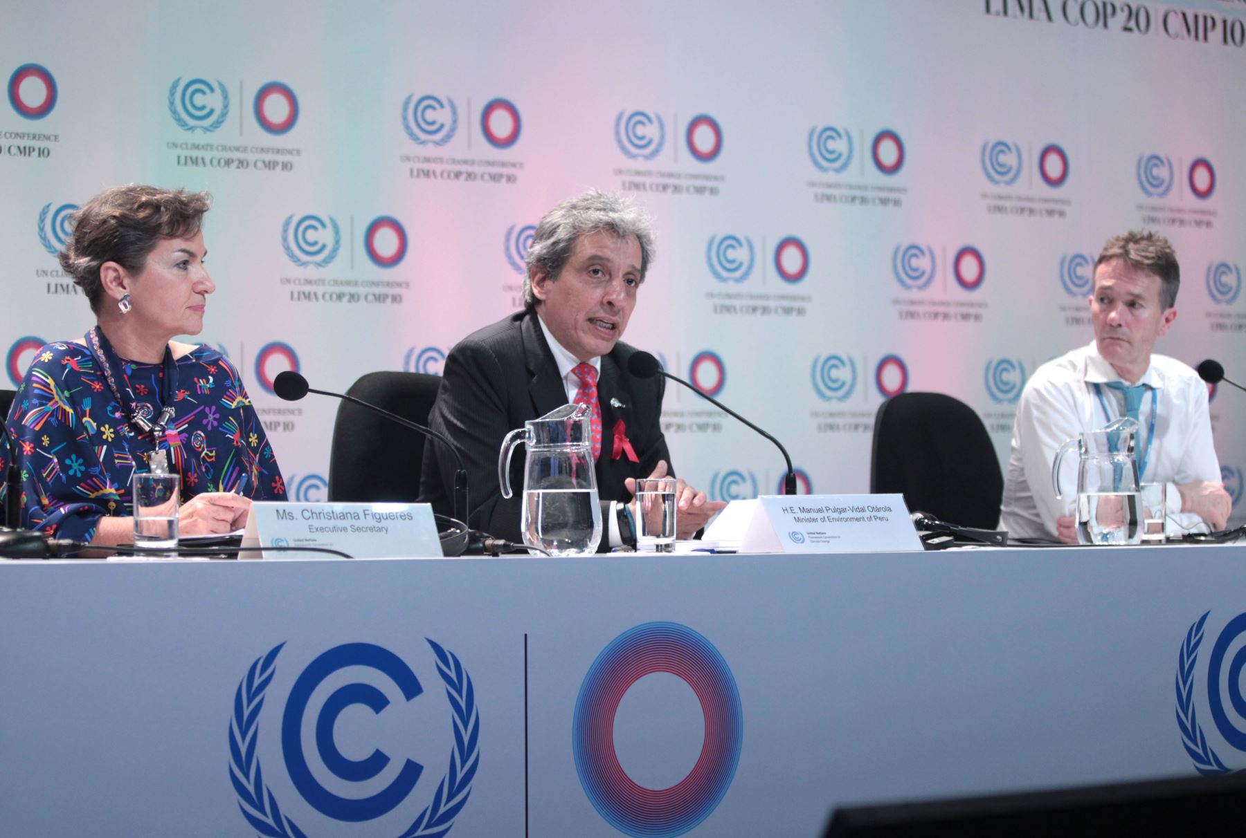 LIMA PERU, DICIEMBRE 1. Presidente de la COP20, Manuel Pulgar Vidal y Chistiana Figues, Secretaria Ejecutiva de la COP20 en conferencia de prensa. Foto: ANDINA/Melina Mejia