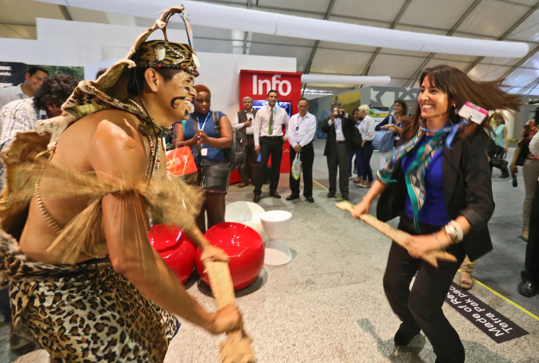 LIMA,PERÚ-DICIEMBRE 04.La Ministra de Comercio Exterior y Turismo, Magali Silva, visitó pabellón Perú en la sede COP20.Foto: ANDINA/archivo.