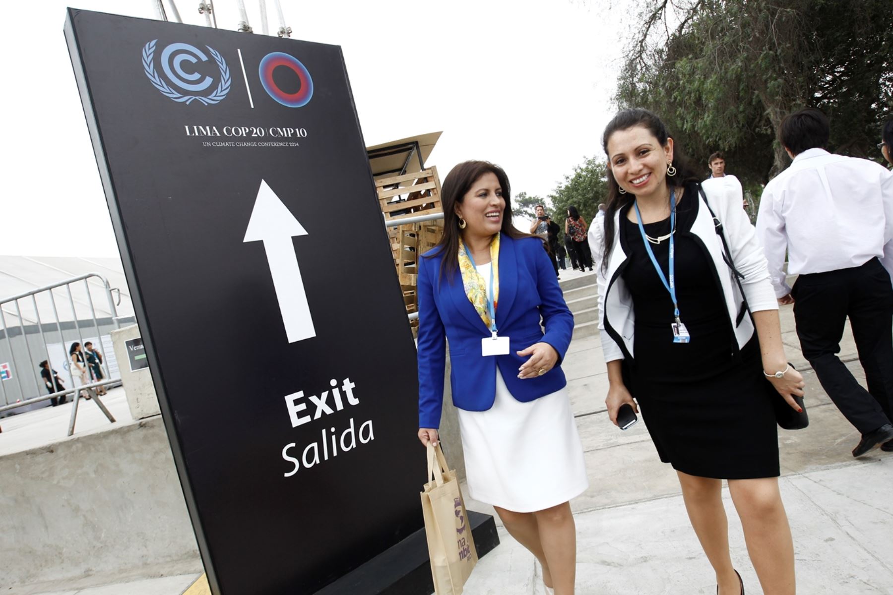 LIMA, PERÚ - DICIEMBRE 12. Visita de la Ministra Carmen Omonte a sede de la COP20.

Foto: ANDINA/Juan Carlos Guzmán Negrini.