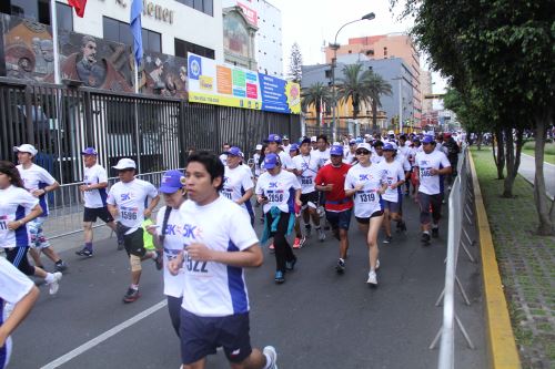 Carrera Defensoría 5K contra la discriminación y el racismo, al celebrarse el Día Internacional de los Derechos Humanos.