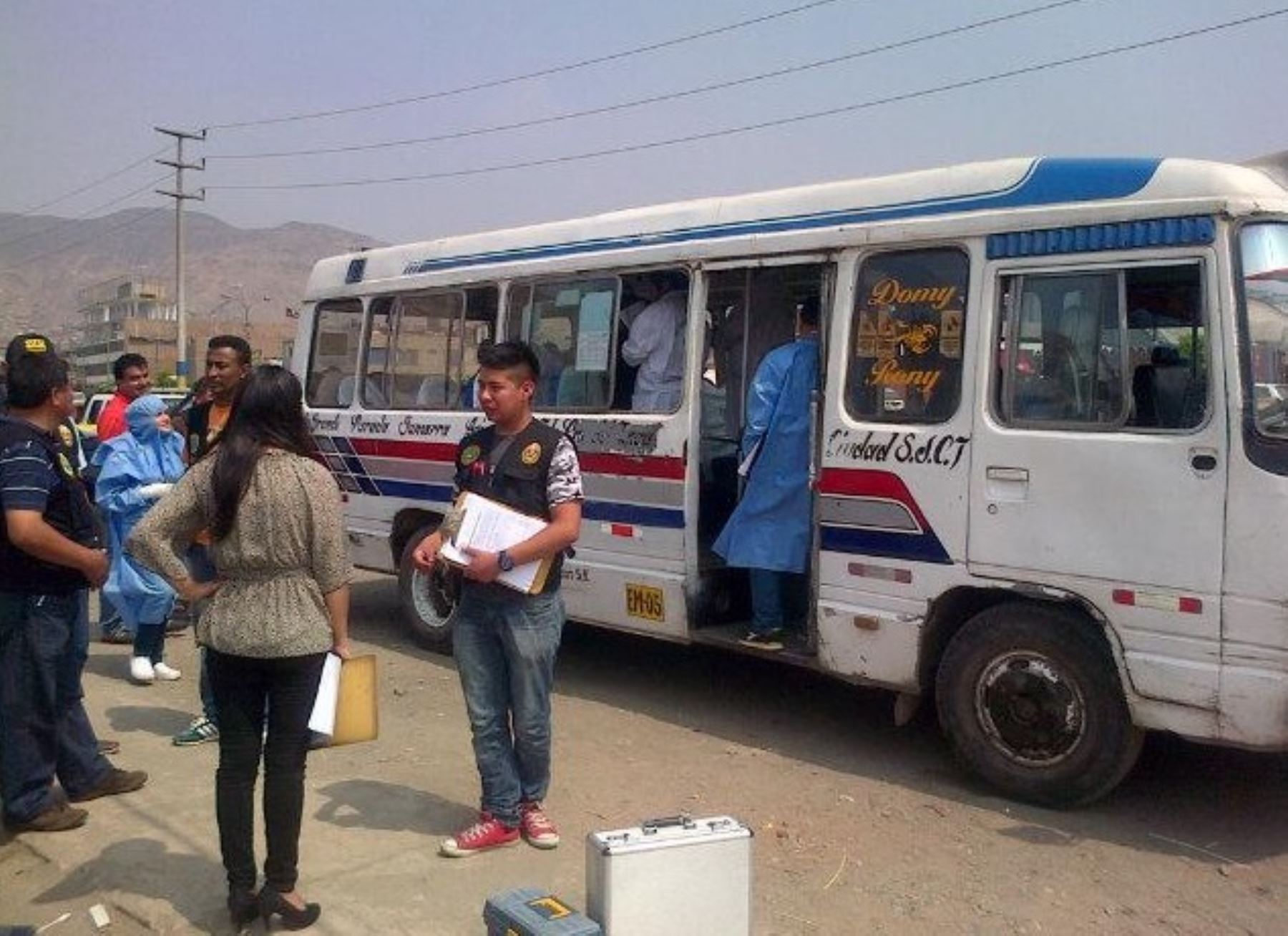 Encuentran sin vida a chofer y cobradora de transporte público ...