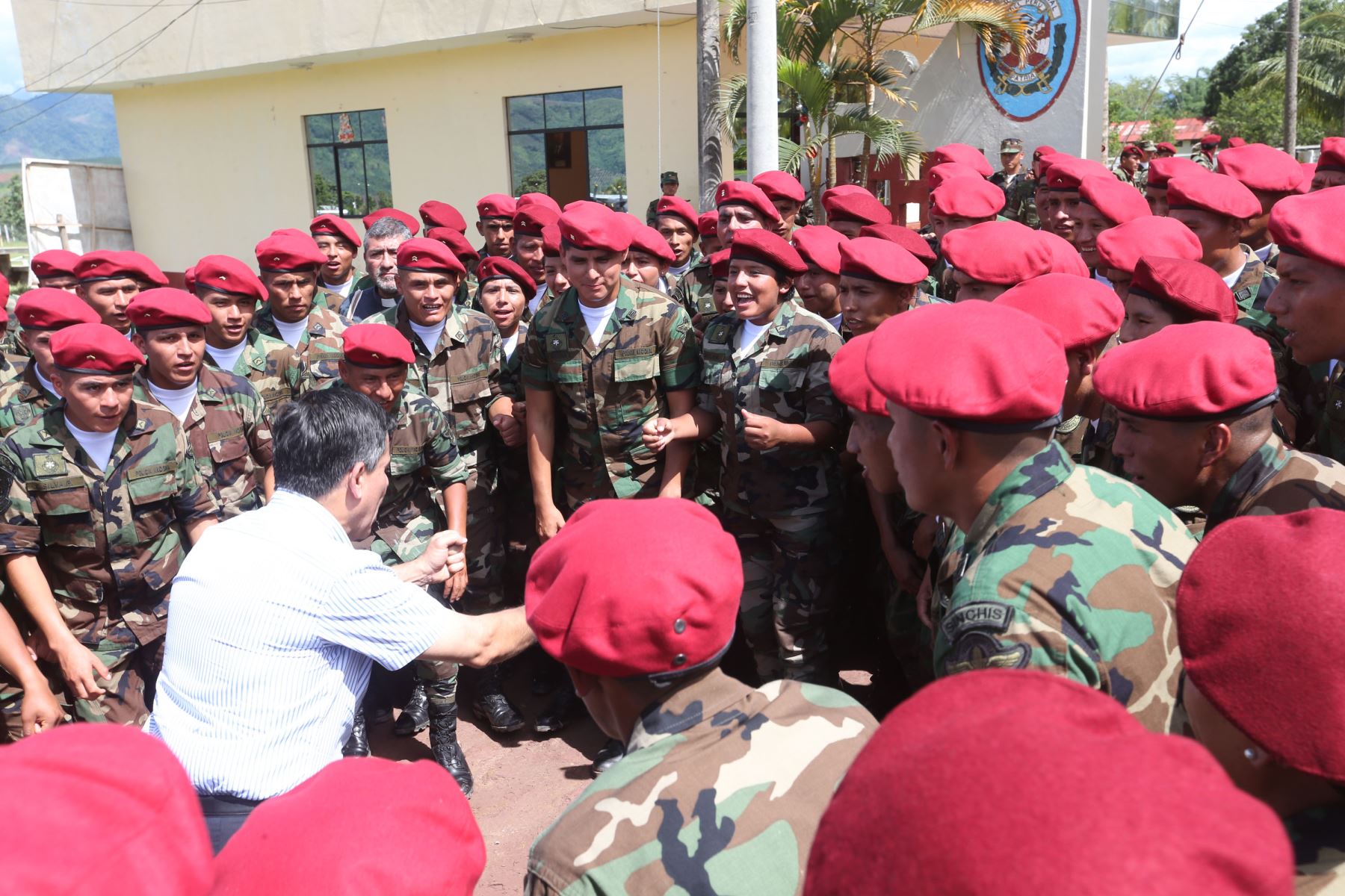 Unos 146 Suboficiales de la PNP se graduaron al culminar curso de Sinchis para combatir al terrorismo y narcotráfico. ANDINA/Vidal Tarqui