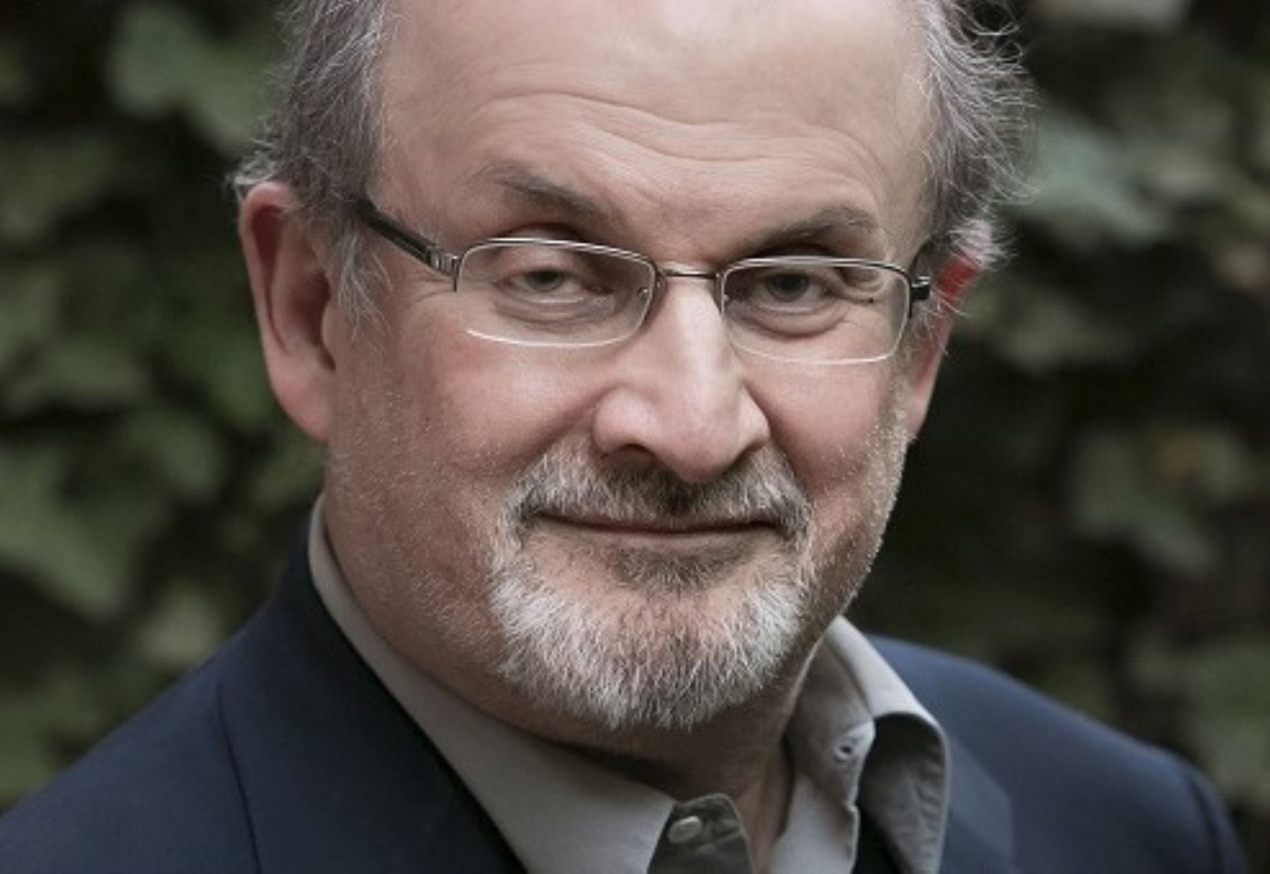 Escritor Salman Rushdie