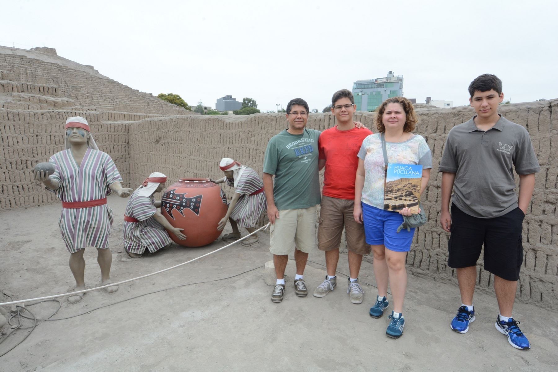 Huaca Pucllana - Visita 90 mil