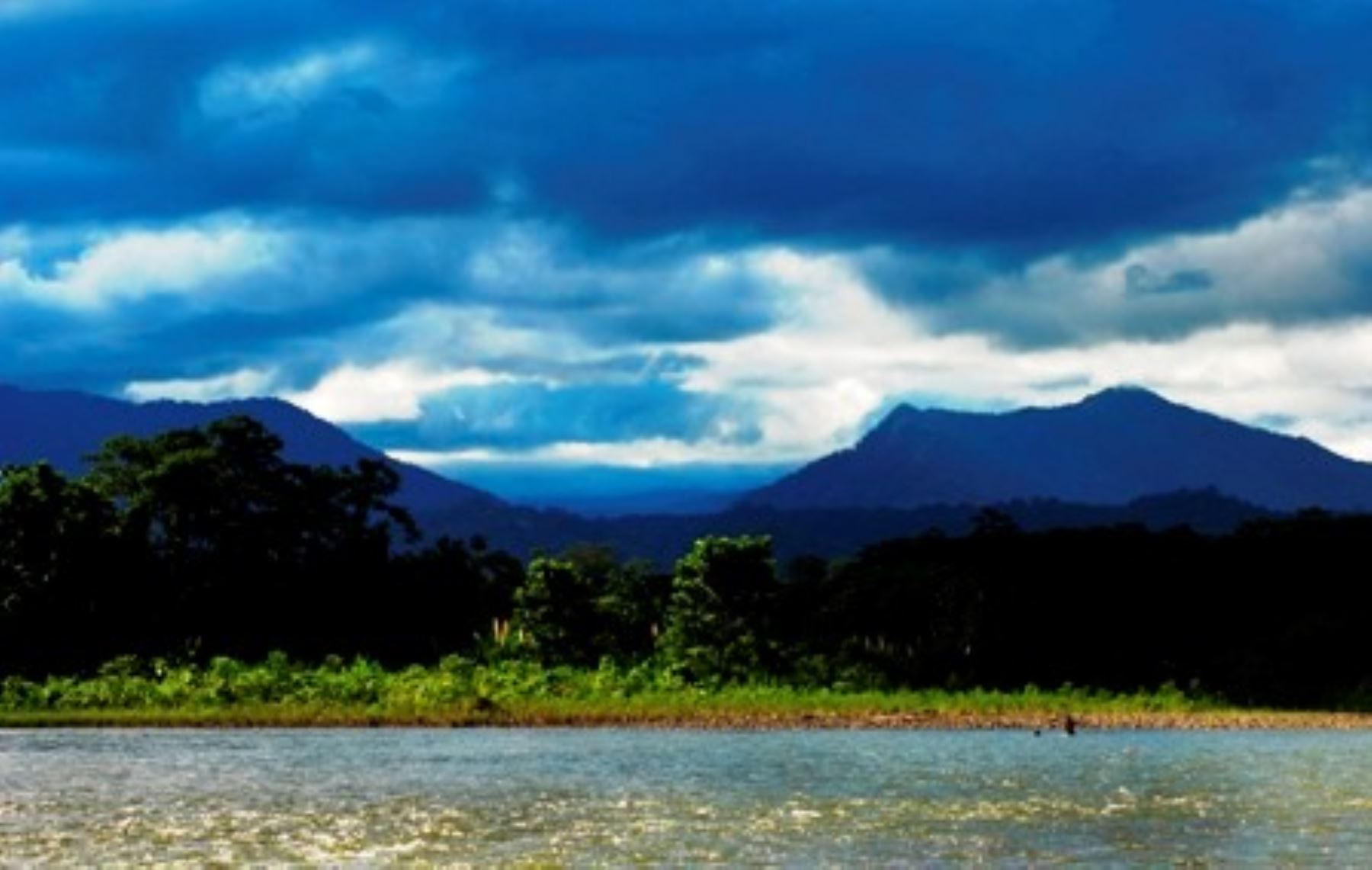 El Parque Nacional Otishi comprende áreas de la selva de las regiones Cusco y Junín.