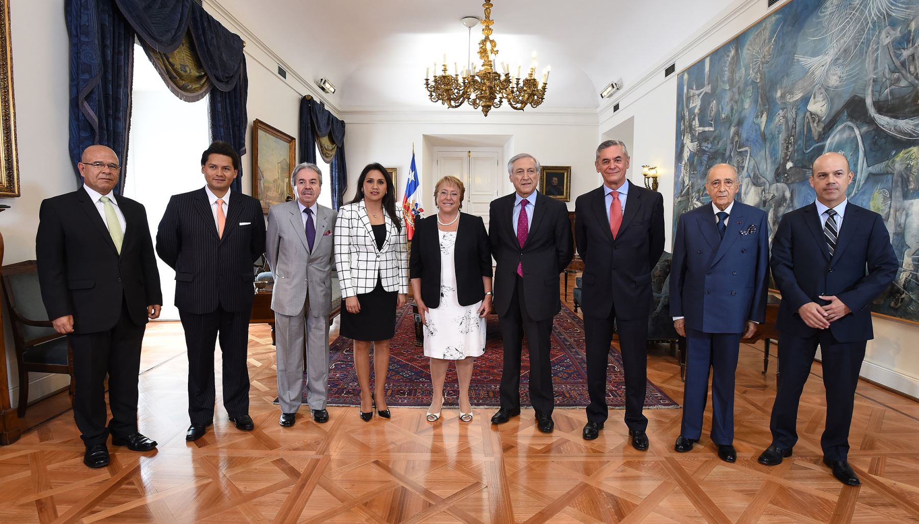 Peru Congress Chairwoman meets Chilean President Michelle Bachelet ...