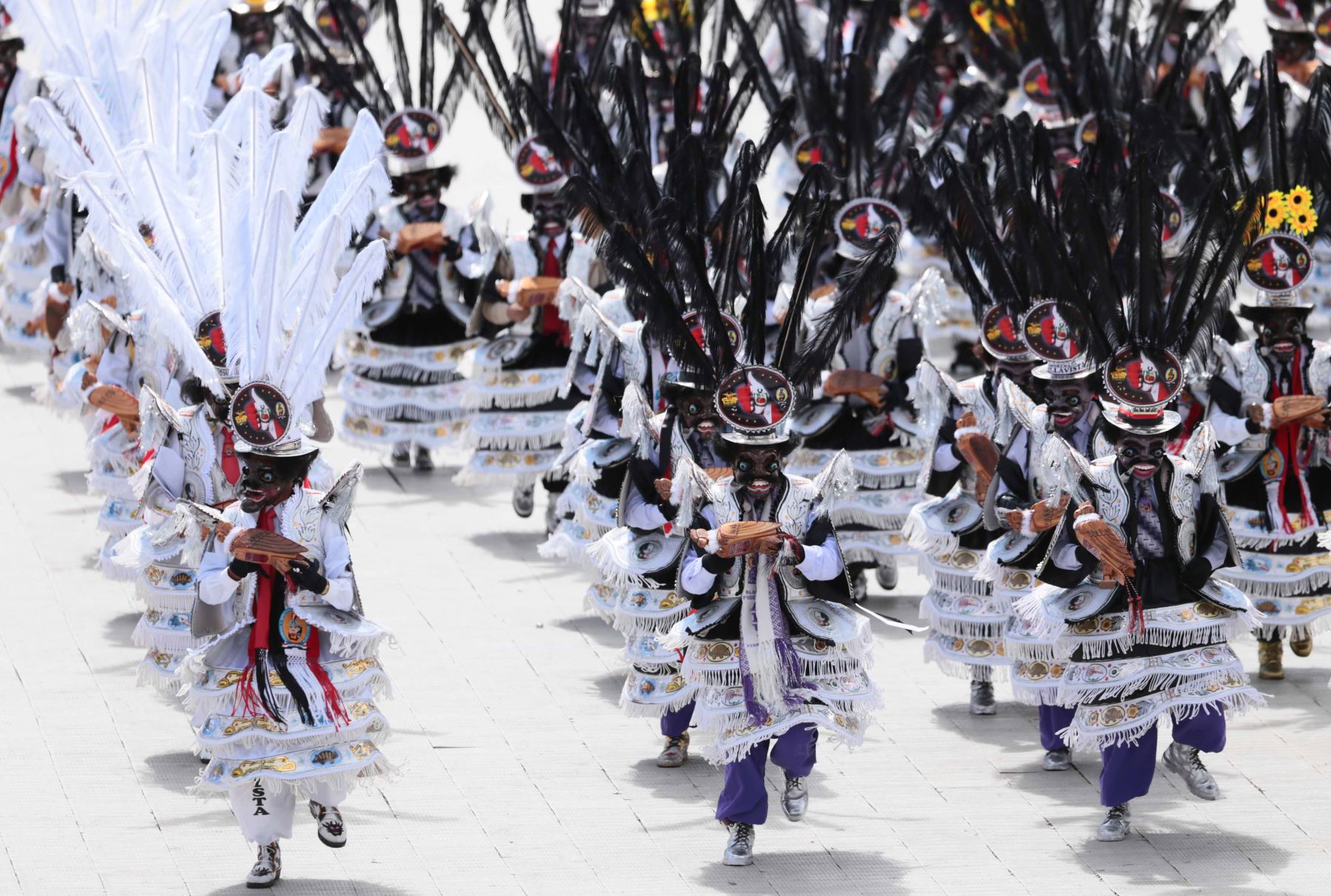 PUNO-PERÚ, FEBRERO 08. Concurso de danzas mestizas en Homenaje a la Virgen de la CandelariaFoto: ANDINA/Carlos Lezama