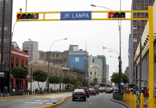 Semáforos de cruces de avenidas en Lima serán monitoreados por central de control, Foto: ANDINA/Difusión
