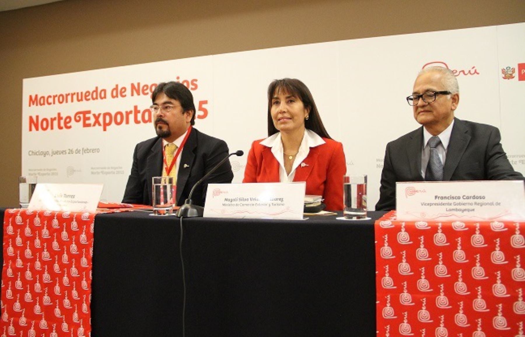 Titular del Mincetur, Magali Silva, inauguró certamen Norte Exporta 2015 en la ciudad de Chiclayo. ANDINA/Silvia Depaz