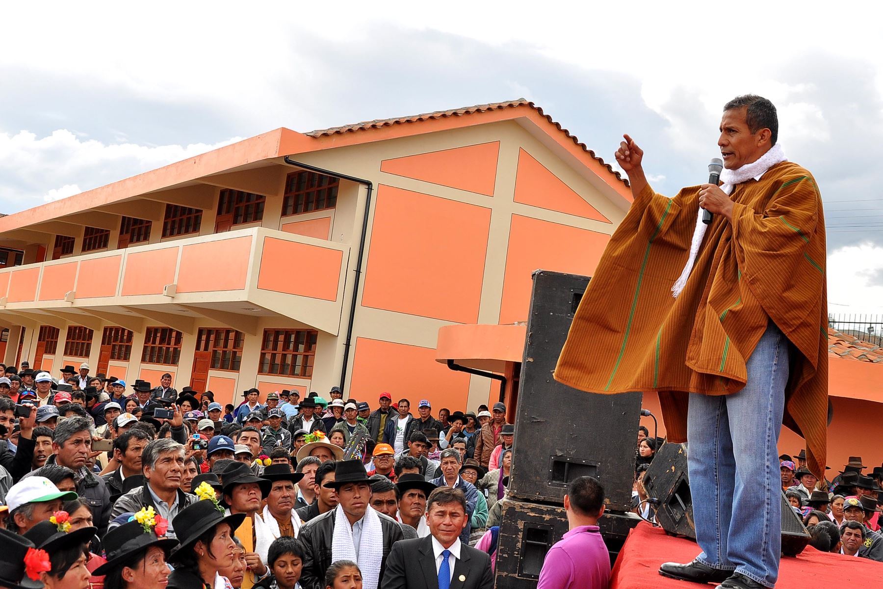Jefe de estado Ollanta Humala inaugura obras de mejoramiento en colegio de Ayacucho.Foto: ANDINA/Prensa Presidencia