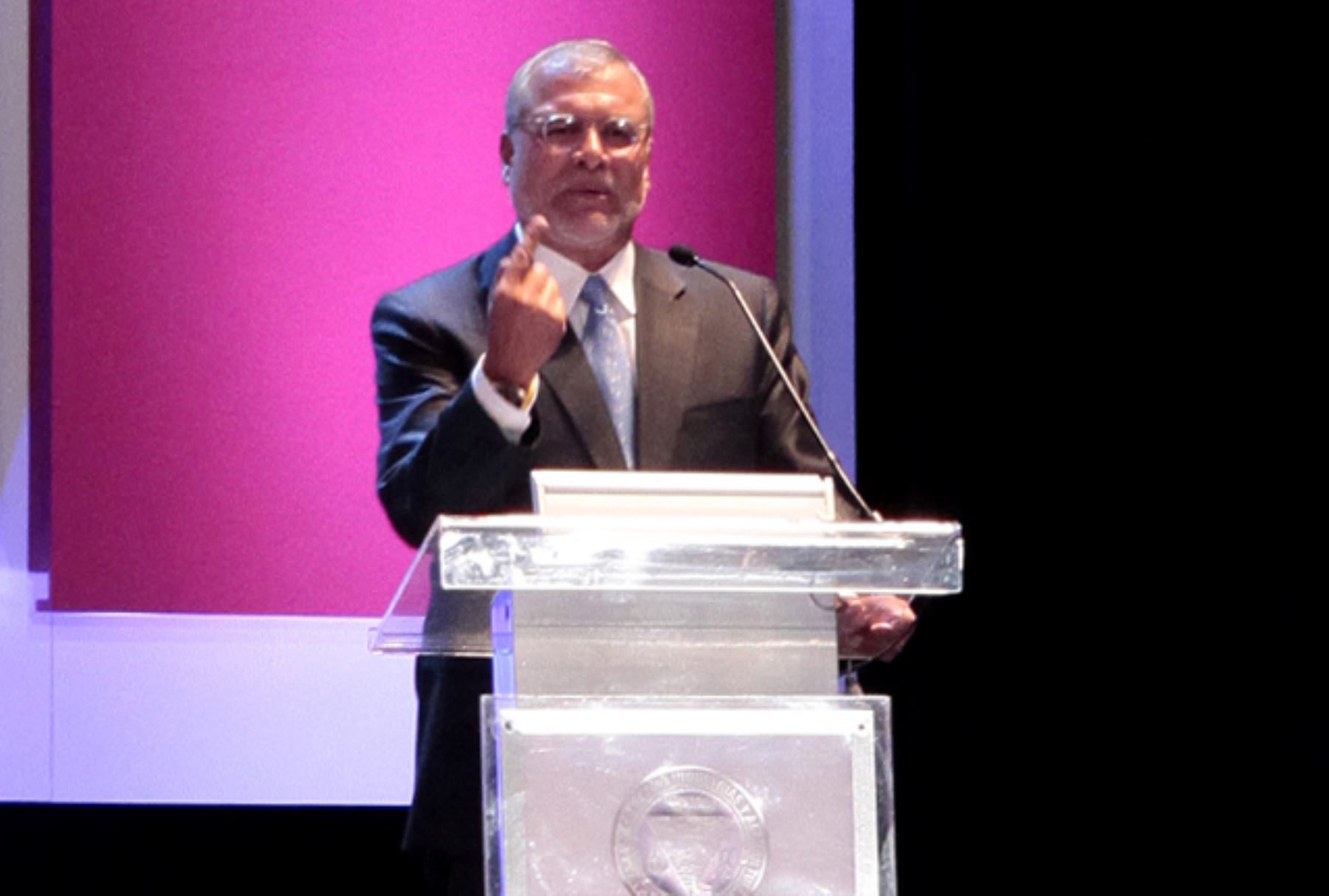 Presidente de Transparencia Internacional, José Ugaz, uno de los oradores en la feria comercial Expocomer 2015 en Panamá. ANDINA/Difusión