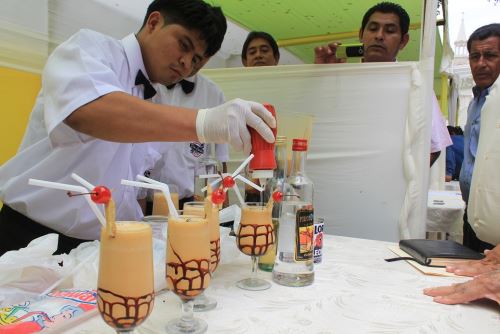 Habrá degustación del cóctel de algarrobina para el público asistente. El ingreso será gratuito.