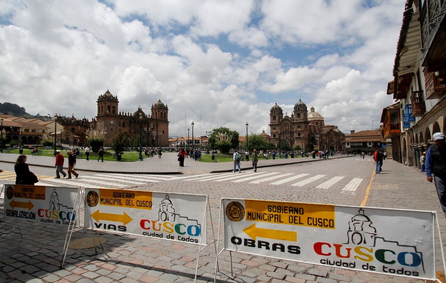 Un buen número de cusqueños apoya el plan piloto de peatonalización del centro histórico de Cusco. ANDINA/Percy Hurtado
