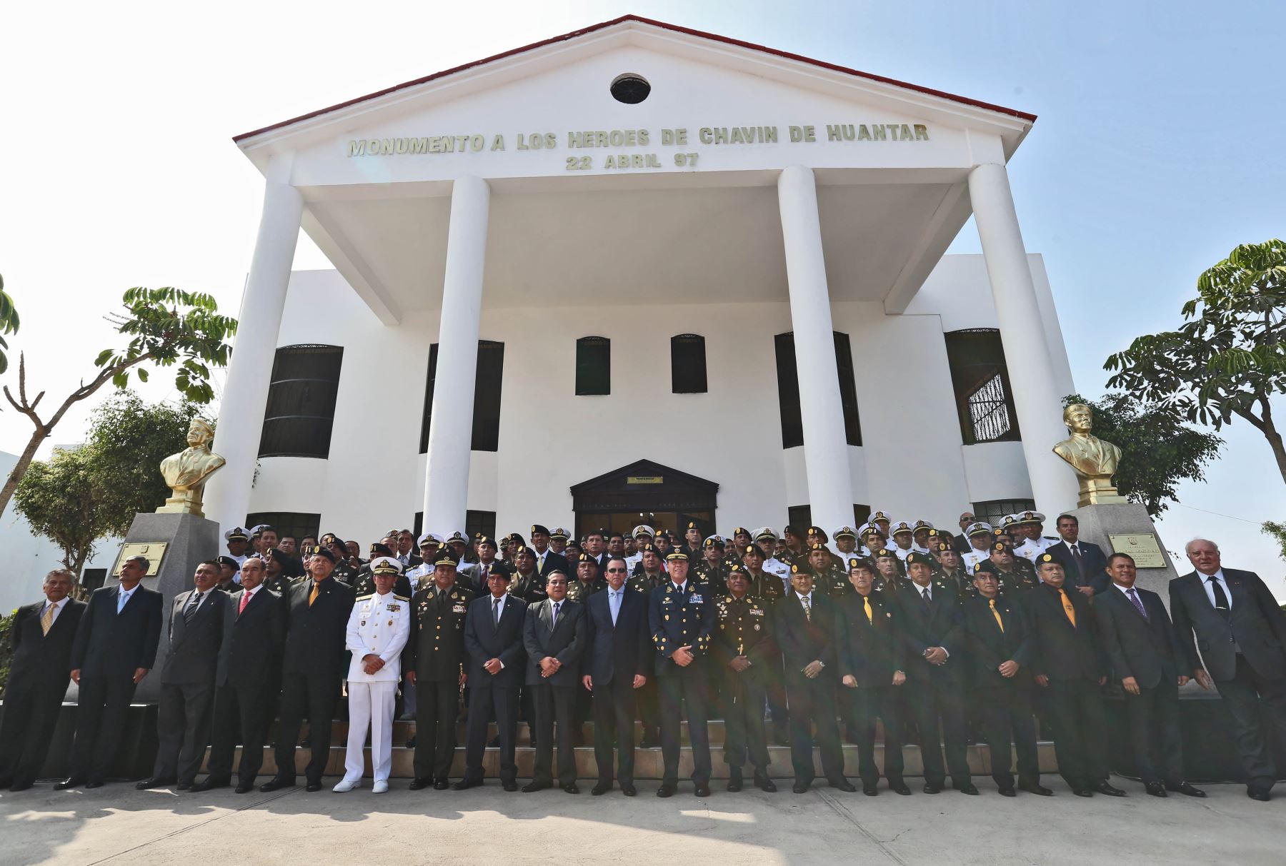 Peruvian authorities commemorate Chavin de Huantar rescue operation