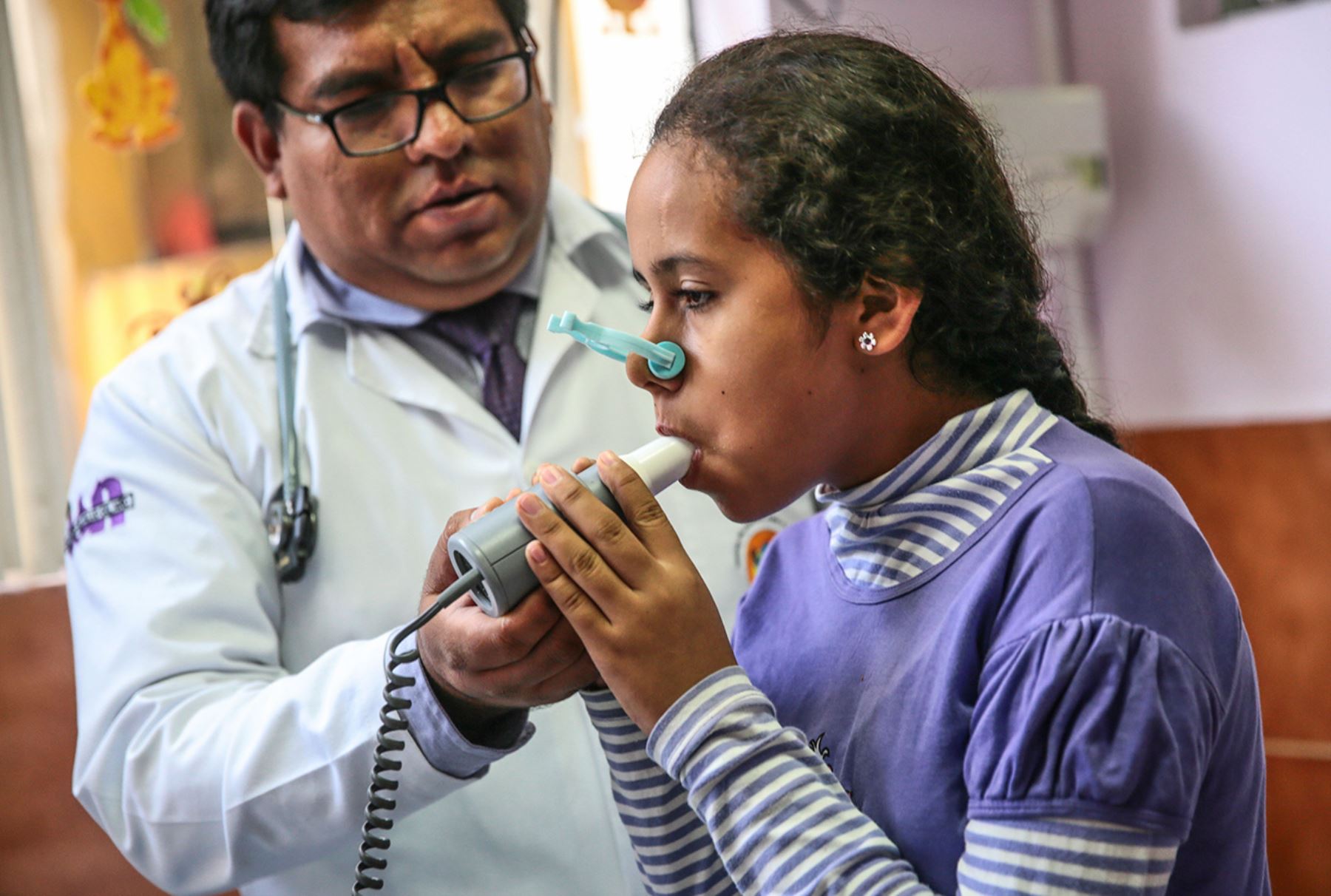 Día Mundial del Asma: 10 cosas que deben saber los padres de menores con esta enfermedad