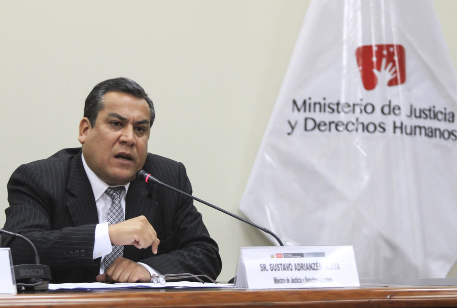 Ministro de Justicia Gustavo Adrianzén